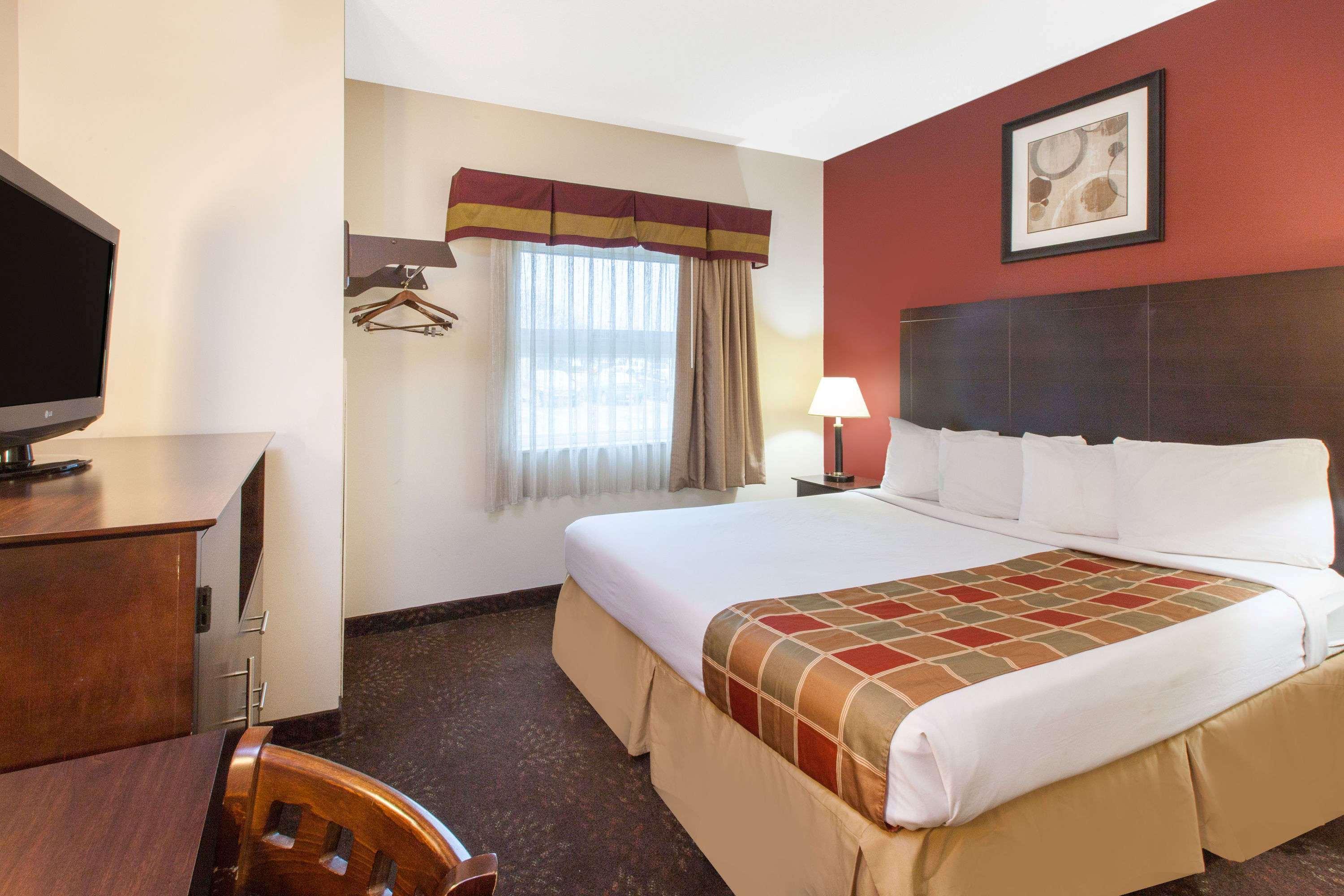 Travelodge By Wyndham Romulus Detroit Airport Εξωτερικό φωτογραφία